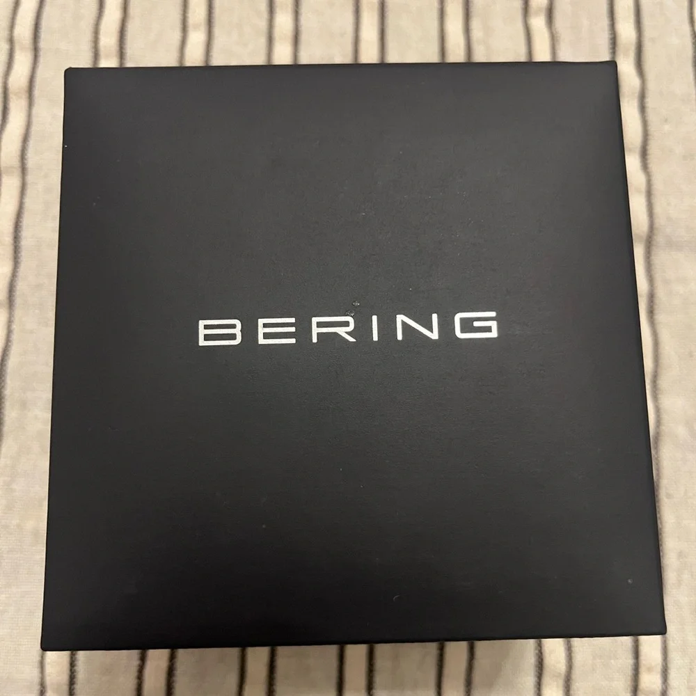 Bering two-toned ladies quartz watch - Picture 3 of 4